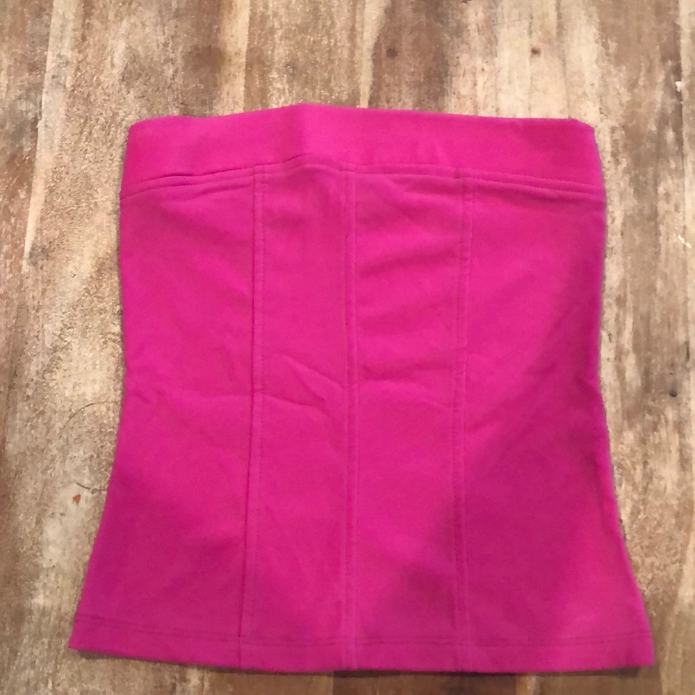 strapless top